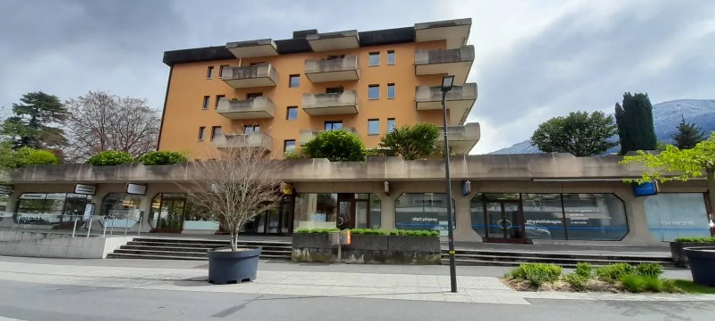 Edificio ad uso misto in affitto - Foto 9 di 9