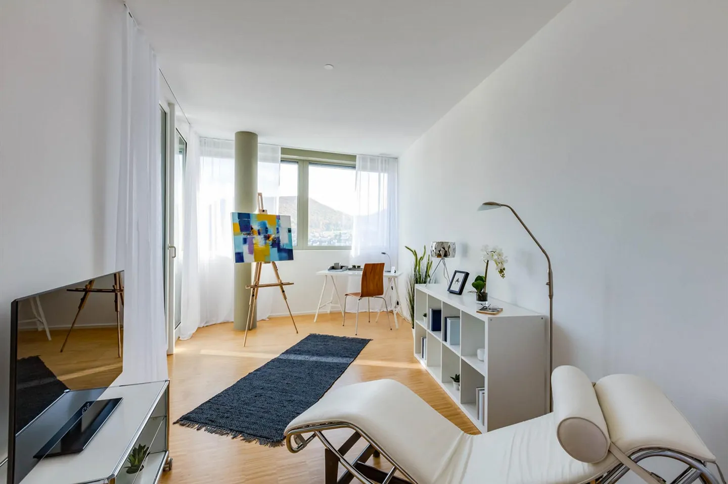 Stylish 3.5-Room Apartment - Photo 7 of 11