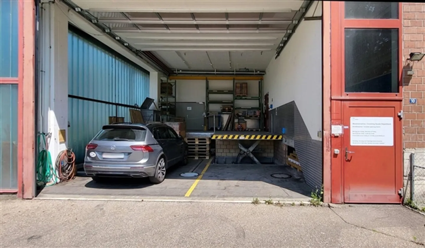Geräumige Gewerbefläche in Wetzikon - Foto 2 von 7