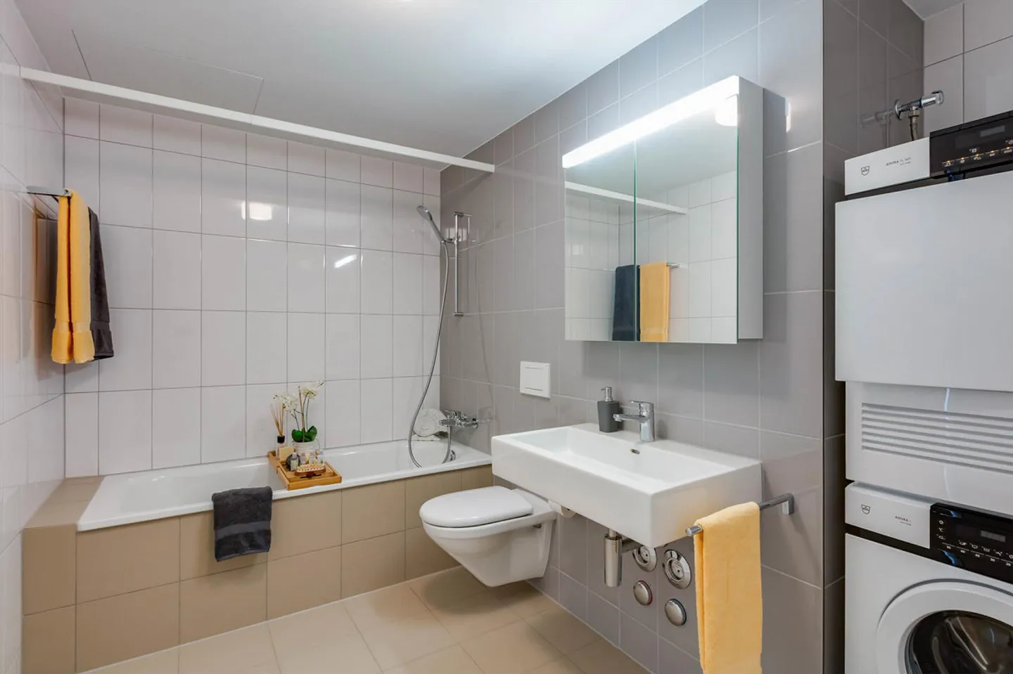 Stylish 3.5-Room Apartment - Photo 11 of 11