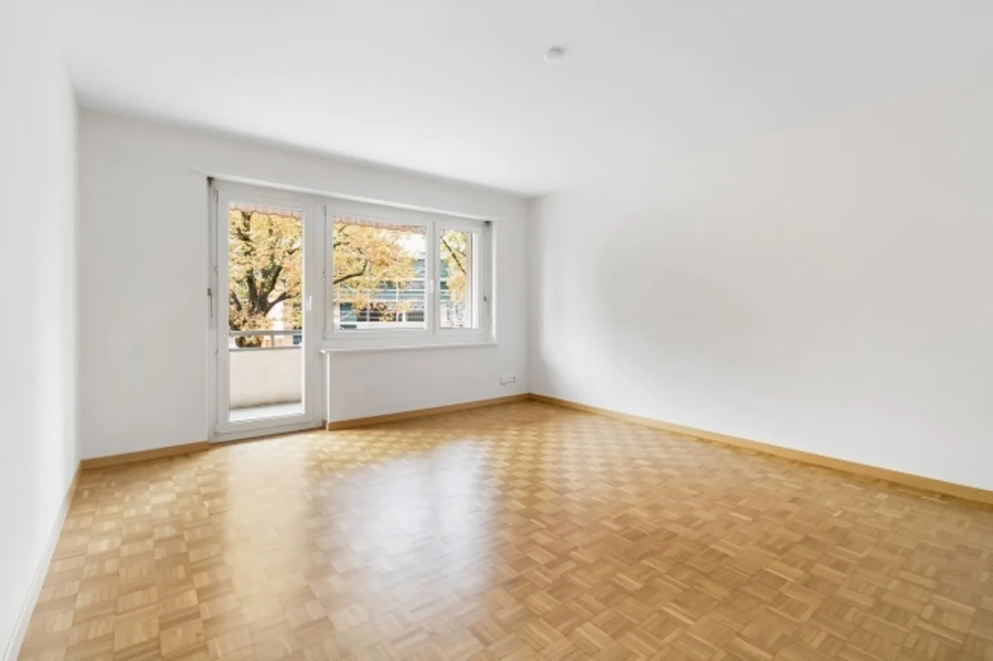 Temporary Apartment in Zurich - Limited until 31.12.2026 - Photo 1 of 4