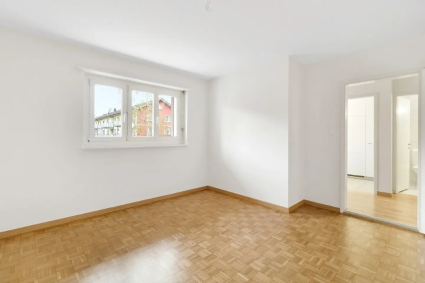 Temporary Apartment in Zurich - Limited until 31.12.2026 - Photo 2 of 4