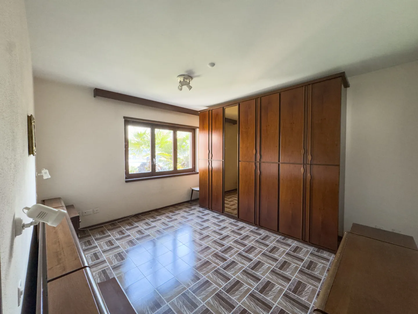 Casa con 3 appartamenti vista lago - Foto 4 di 11