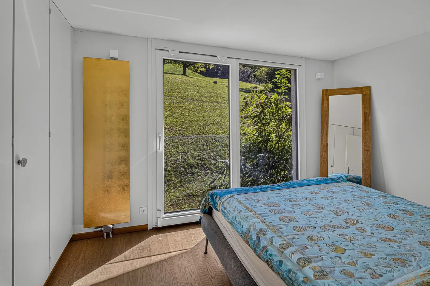 Your Loge Place Above Lake Ägeri - Photo 3 of 6