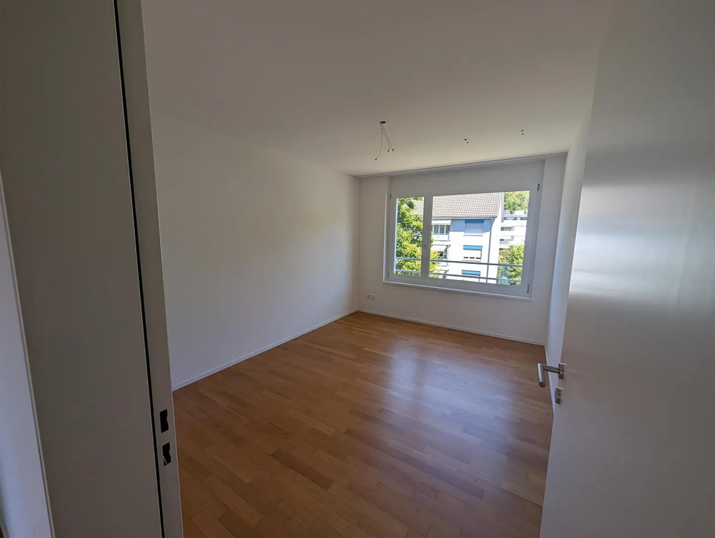 Light-flooded 3.5-room apartment - Photo 10 of 13