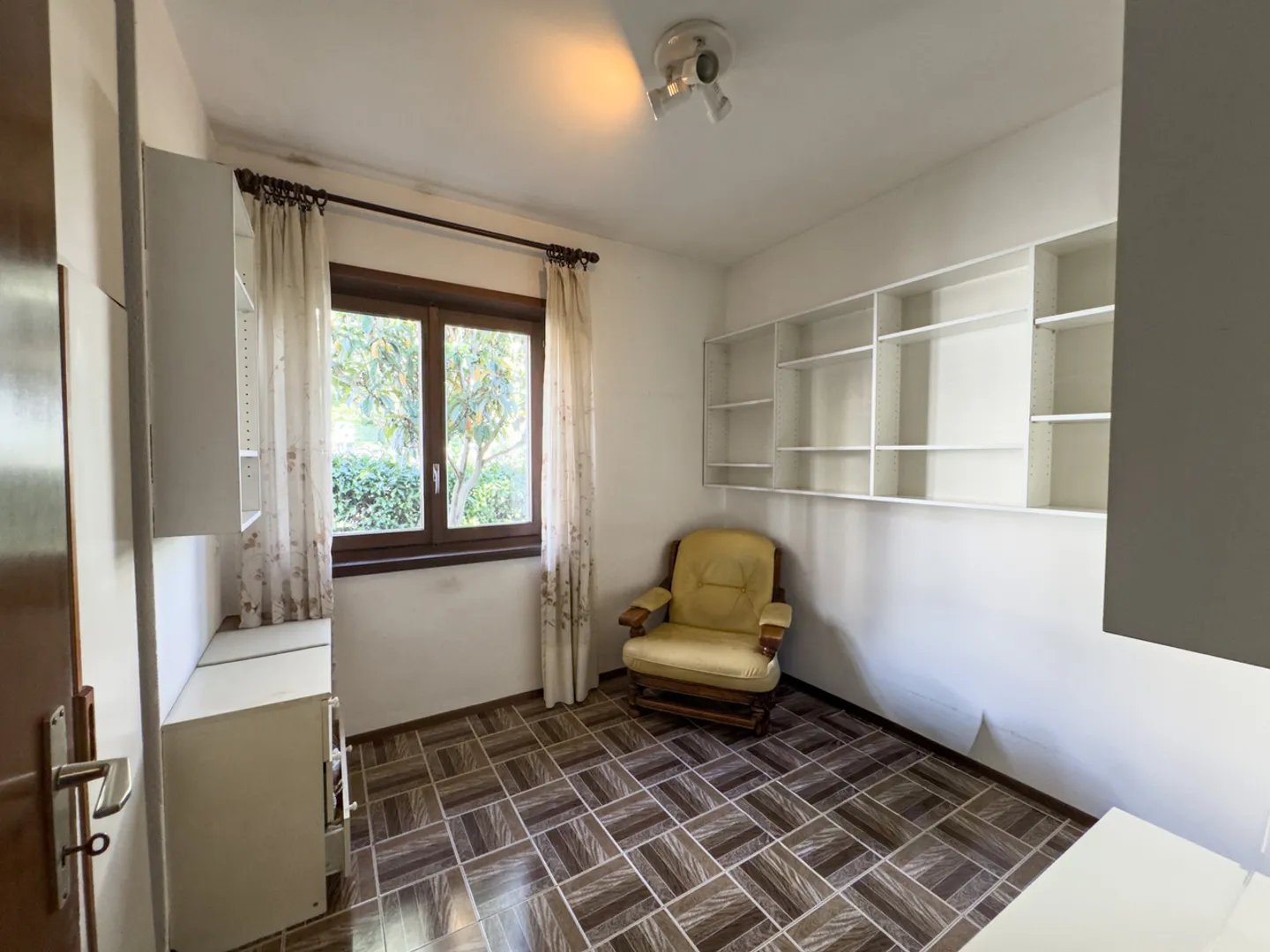 Casa con 3 appartamenti vista lago - Foto 6 di 11
