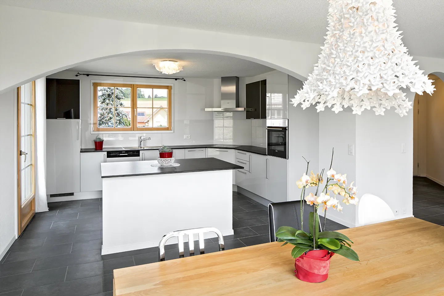 Moderne anpassbare Villa - Foto 4 von 11