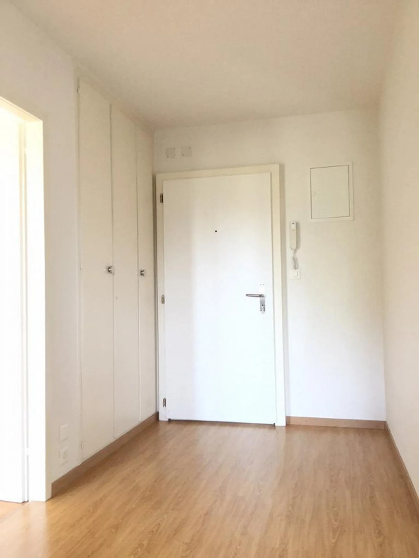 Small but fine apartment - Photo 2 of 9