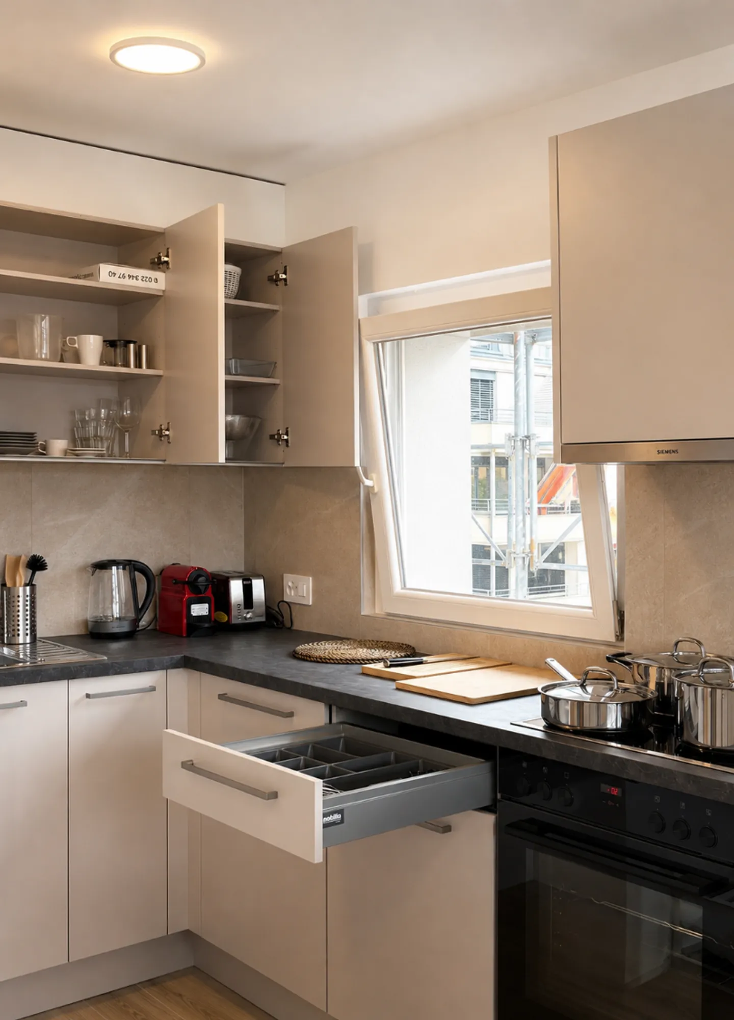 Monolocale arredato con balcone – Losanna CHF 1.670.–/mese, spese incluse - Foto 1 di 5
