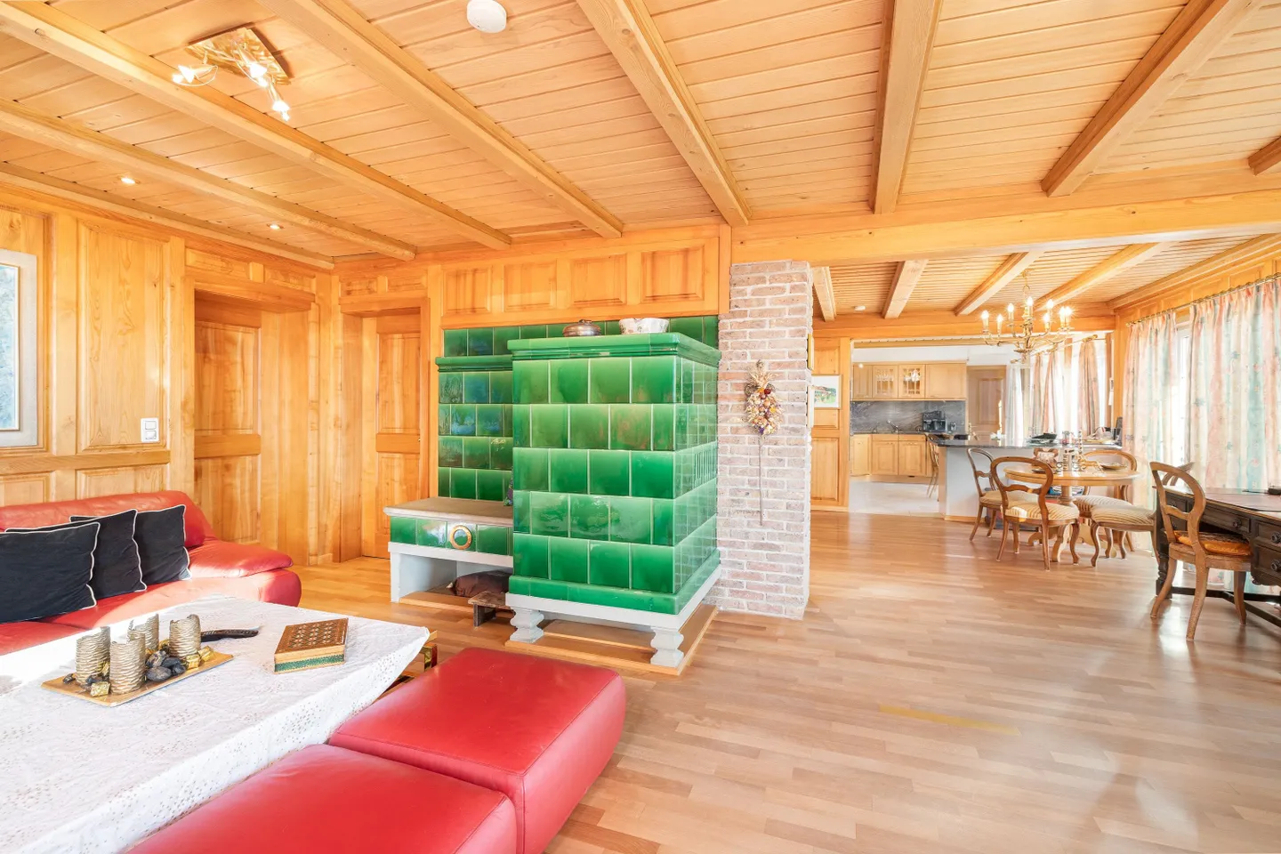 Exklusive Villa mit Pool und Aussicht - Foto 6 von 9