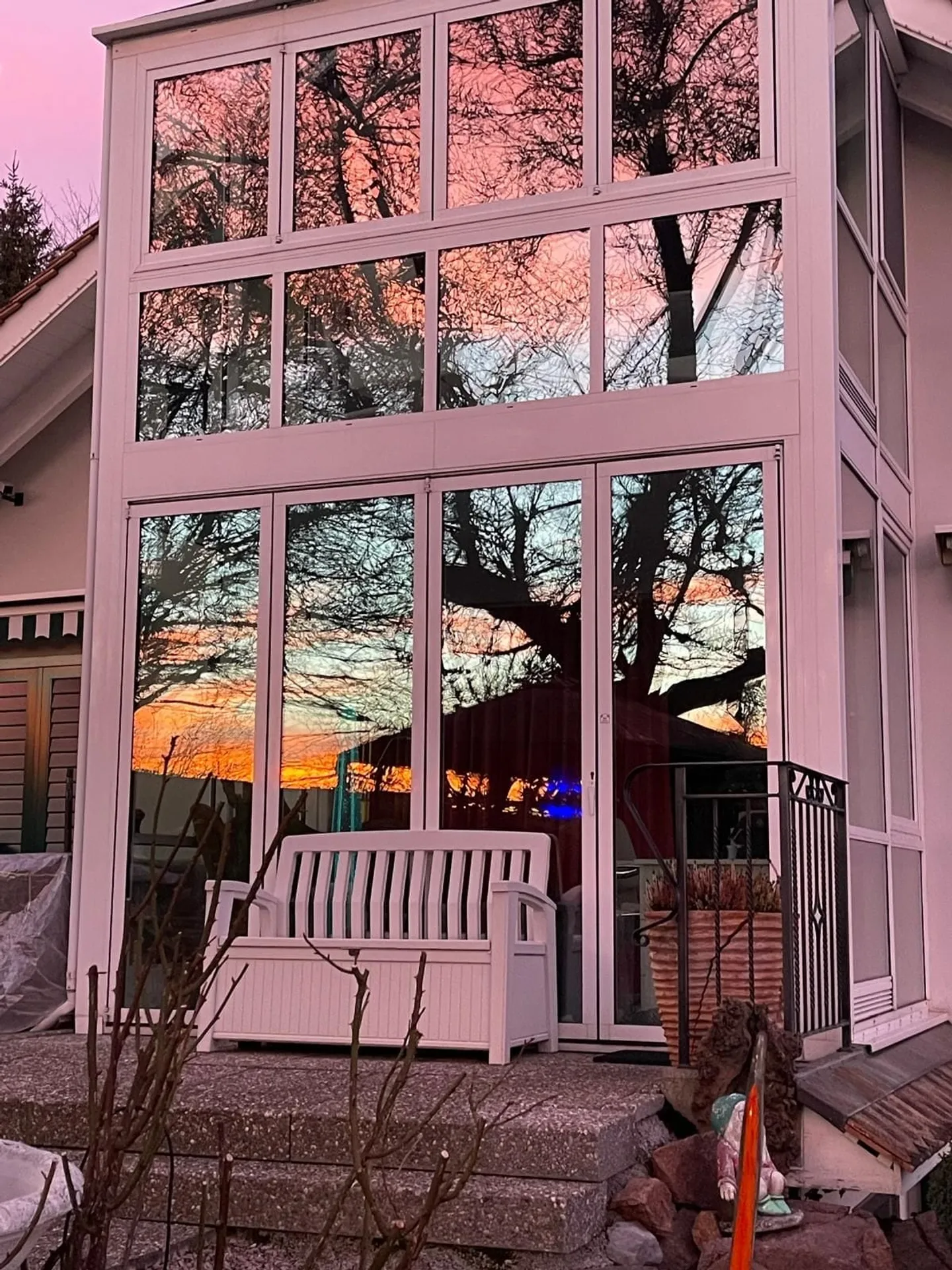 Exklusive Villa mit Pool und Aussicht - Foto 9 von 9