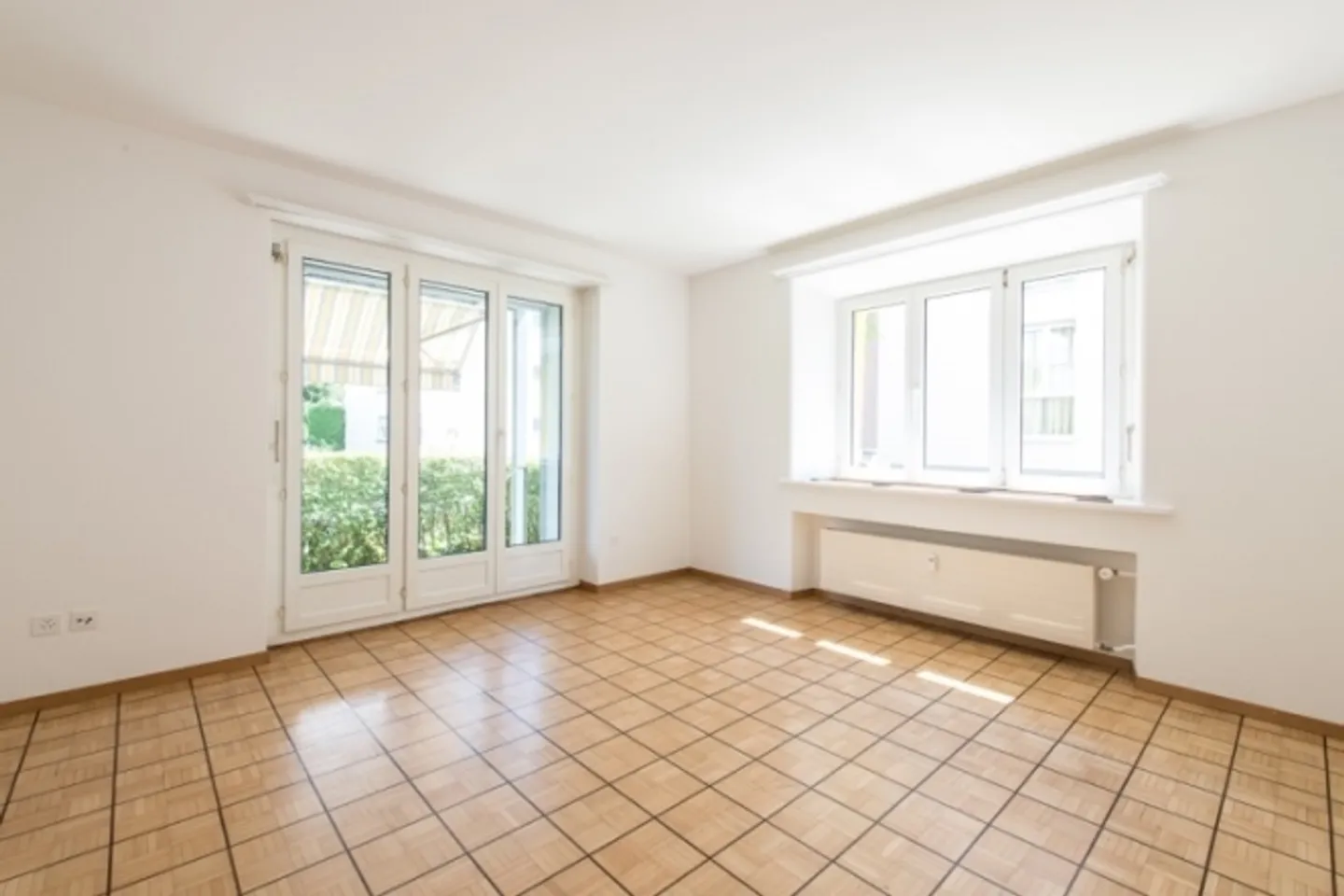 Helle Wohnung mit grossem Balkon - Foto 3 von 8