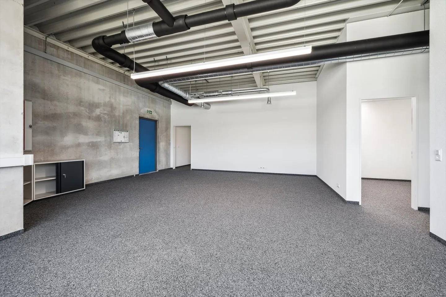 Bureau lumineux et moderne à louer à Unterentfelden - Photo 4 sur 9