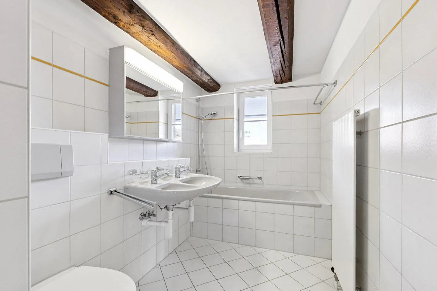 Vivere nel centro del villaggio: appartamento di 2,5 stanze con balcone per rilassarsi - Foto 6 di 9
