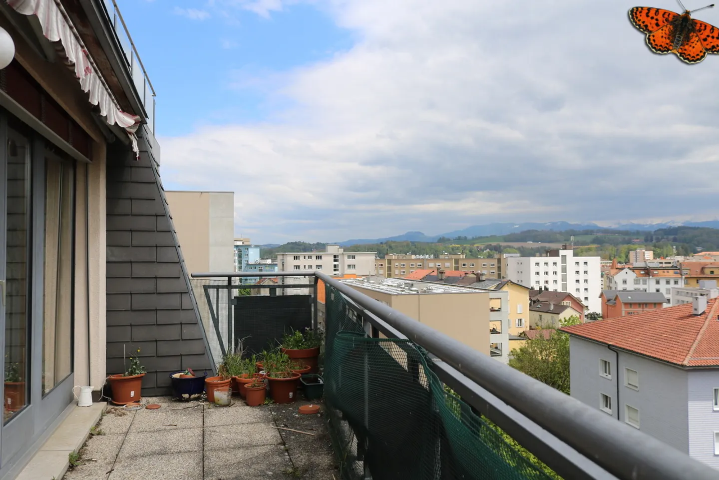 6 ROOM APARTMENT - With a balcony! - Photo 7 of 12