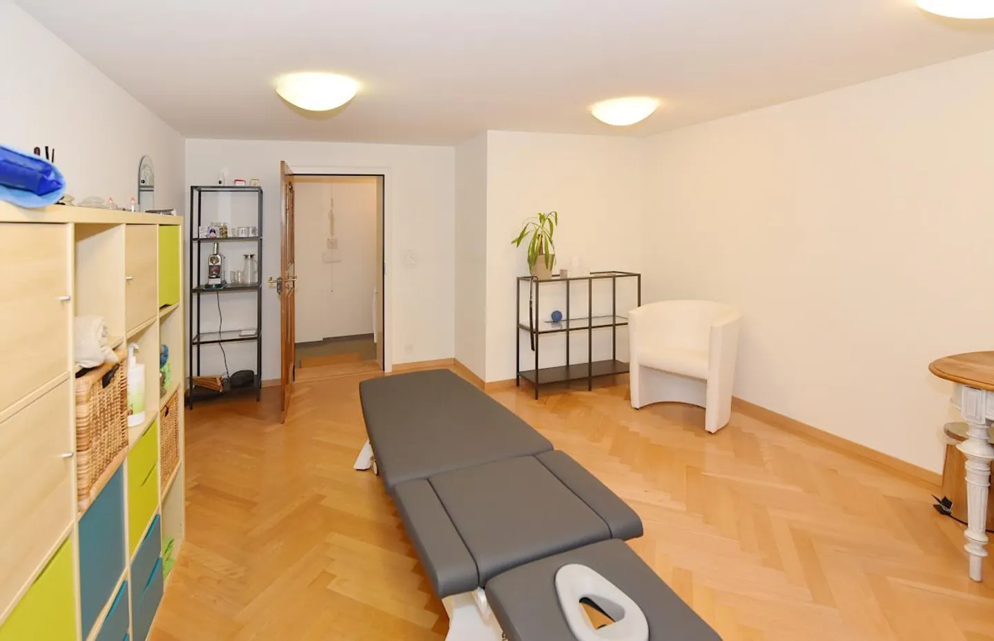 Zentrale Büro- oder Praxisräume - Foto 5 von 13