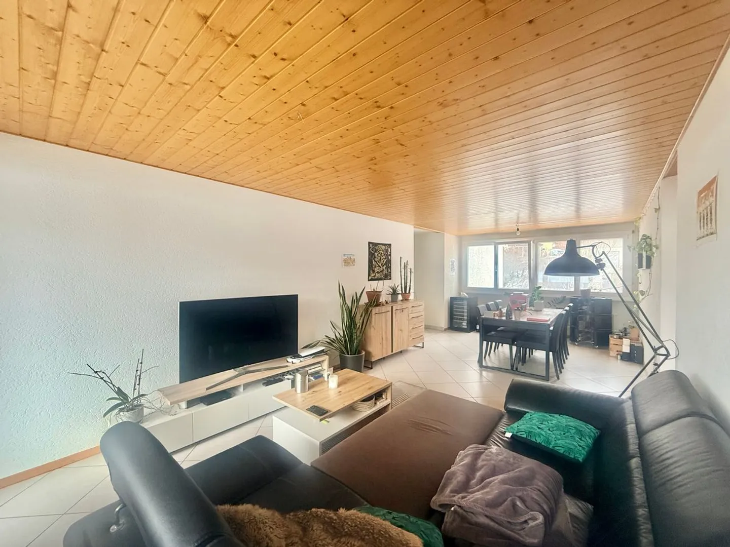 Appartement de passage avec 3 chambres, balcon et ascenseur - Photo 2 sur 13