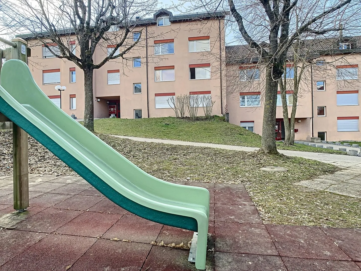 CHRAMANT LOGEMENT A LOUER A POSIEUX - Foto 1 di 1