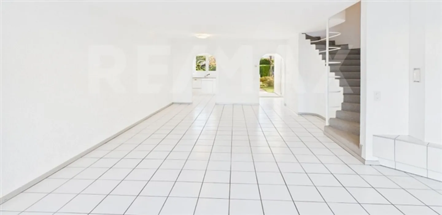 6 Room single house - Photo 6 of 13