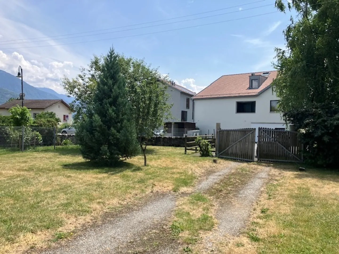 Real estate complex with potential for creating housing in Chessel - Photo 11 of 21
