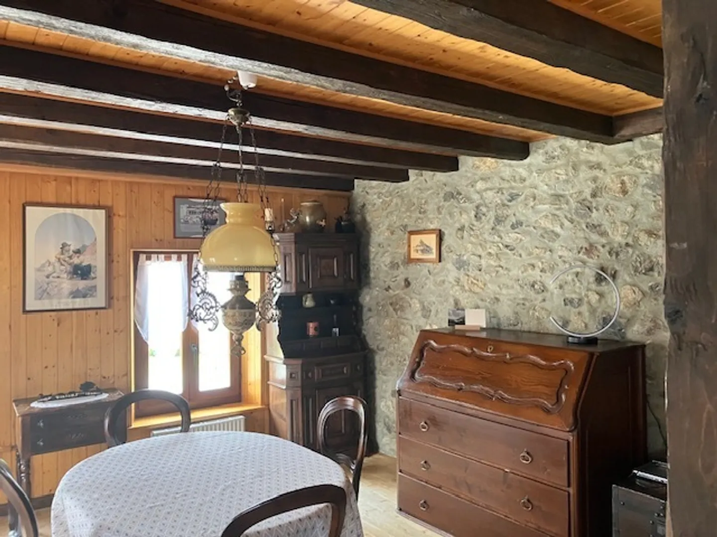 Real estate complex with potential for creating housing in Chessel - Photo 16 of 21