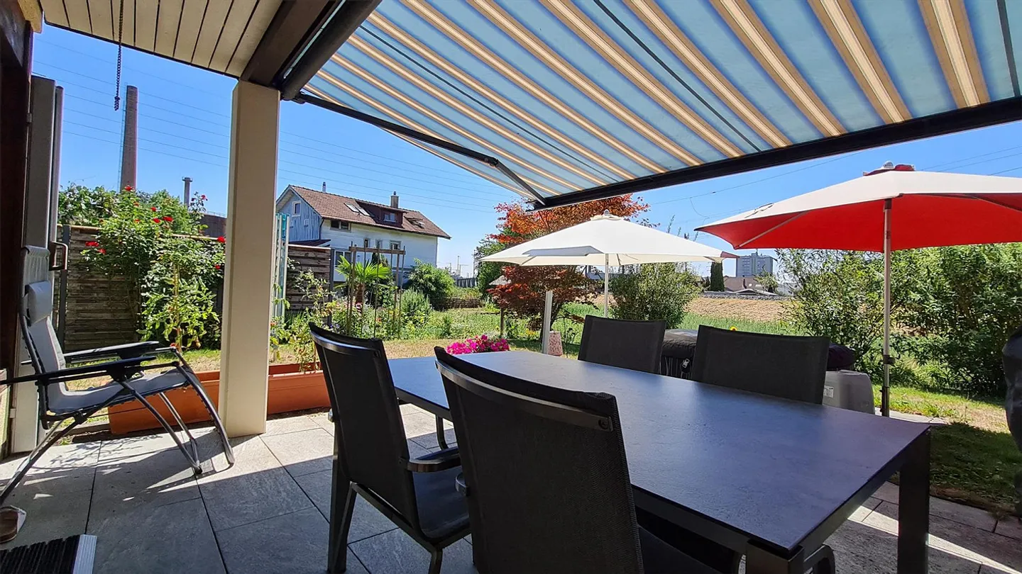Maison semi-détachée de 4,5 pièces, adaptée aux enfants, ensoleillée, à Biberist - Photo 4 sur 26