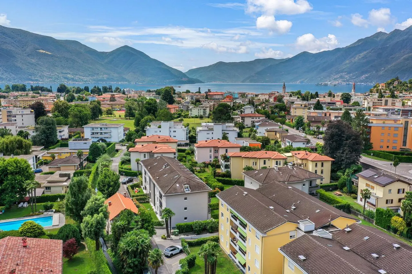Appartement 3.5 pièces avec terrasse et jardin à Ascona - Idéal comme résidence principale ou secondaire - Photo 2 sur 14