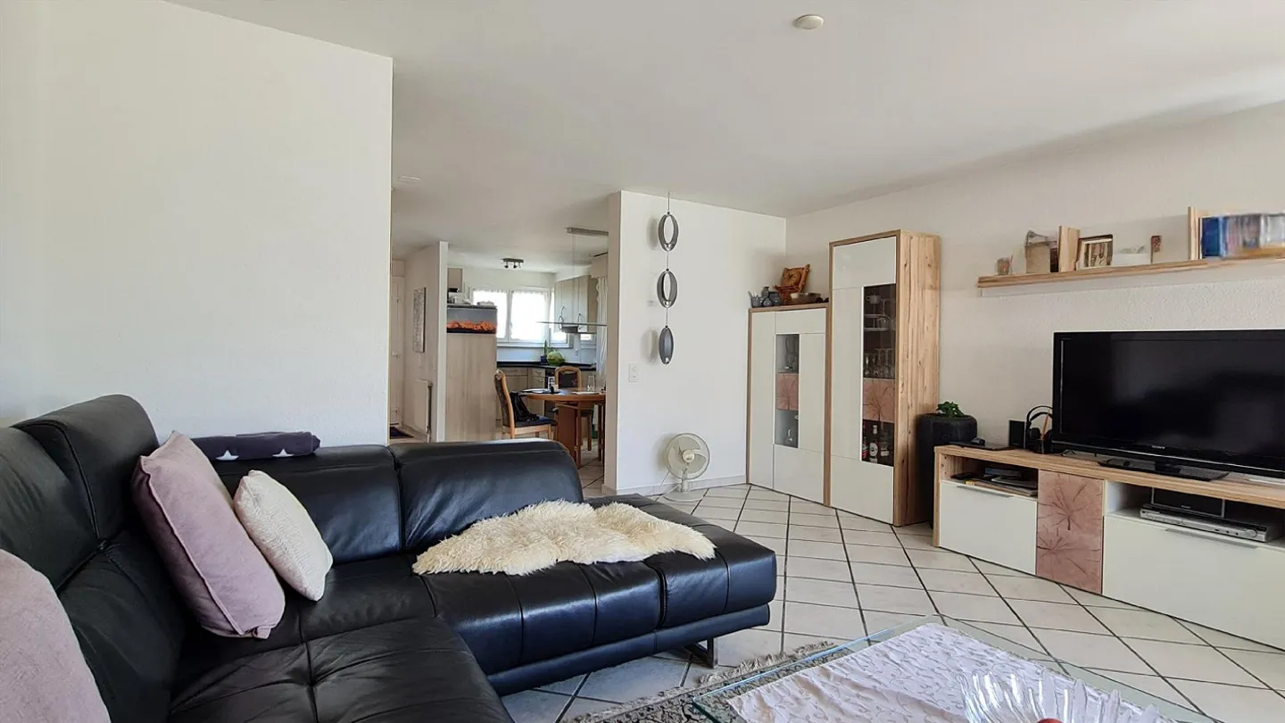 Maison semi-détachée de 4,5 pièces, adaptée aux enfants, ensoleillée, à Biberist - Photo 8 sur 26