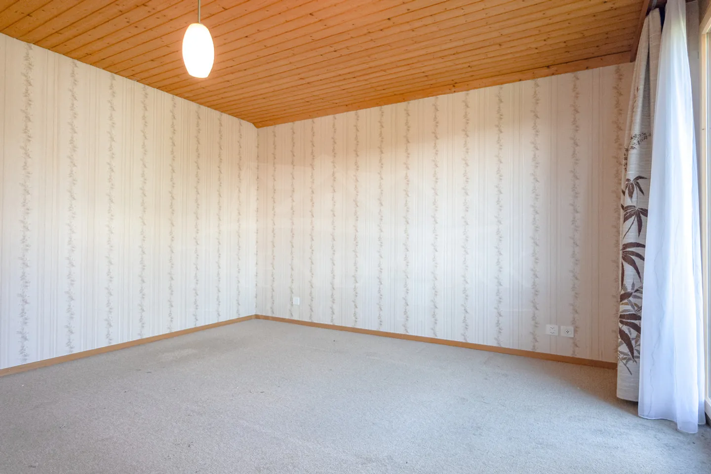 Casa bifamiliare di 4 camere con giardino soleggiato e garage a Worb - Foto 8 di 13