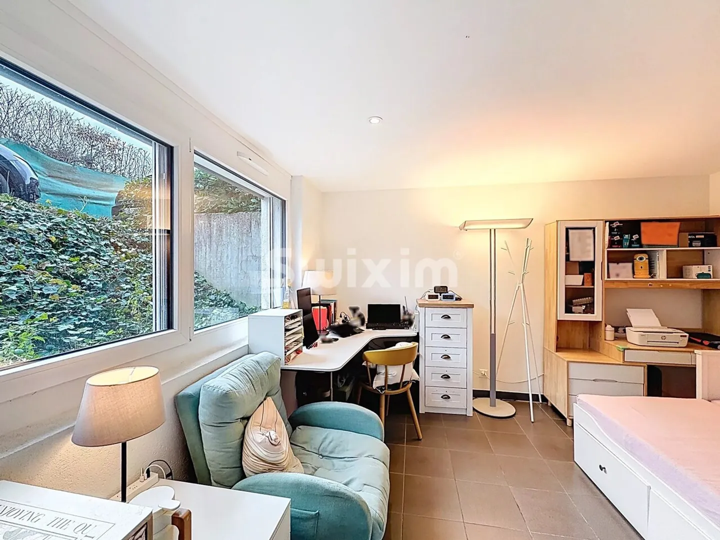 Casa contemporanea con piscina - Foto 13 di 13