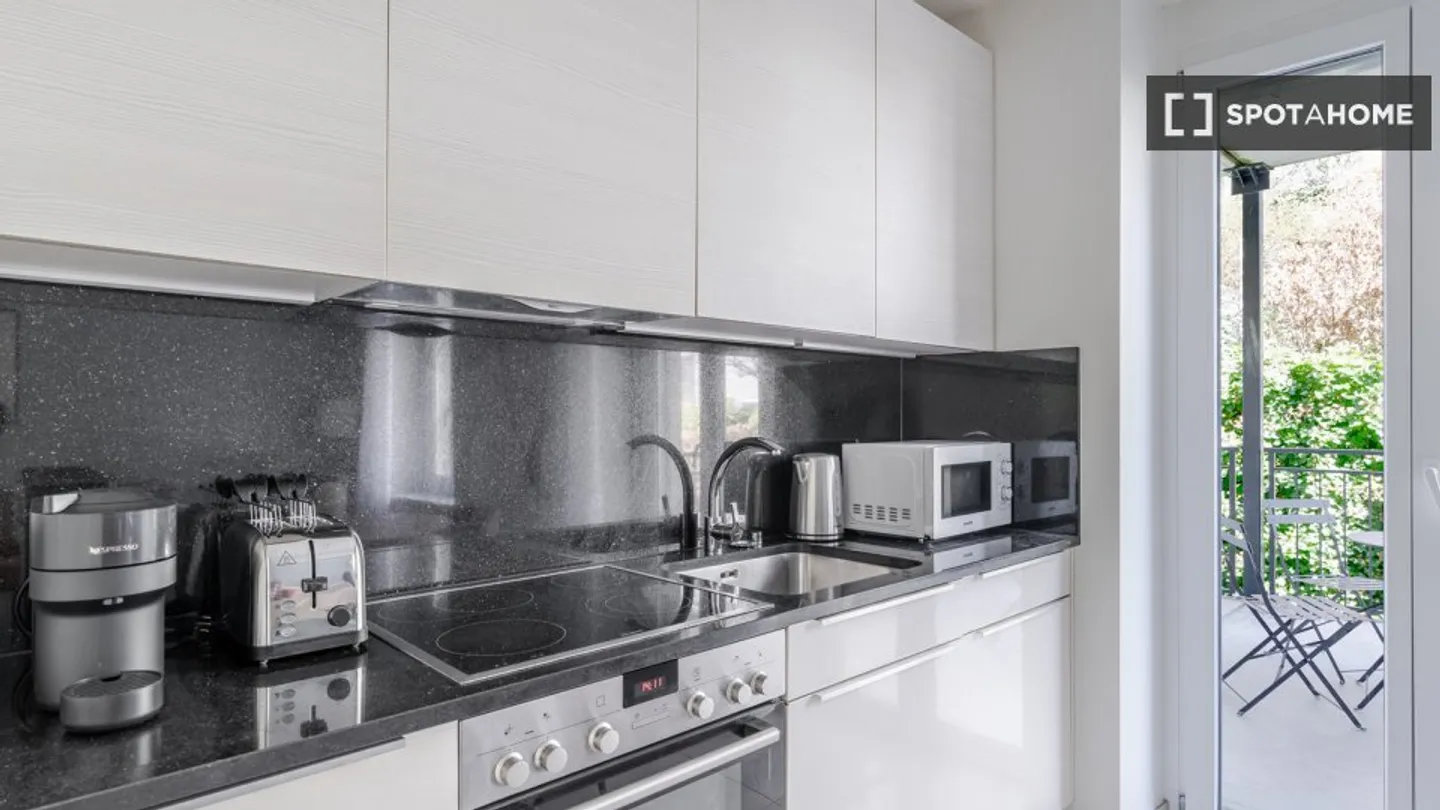 Apartment for rent - Photo 9 of 18