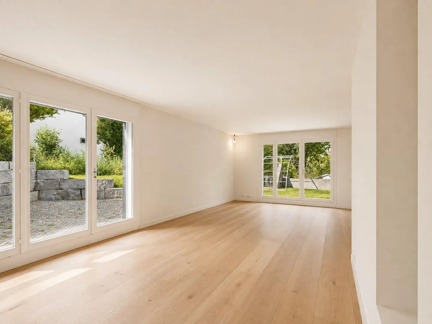 Charmant Appartement avec Jardin à Adliswil - Photo 4 sur 9