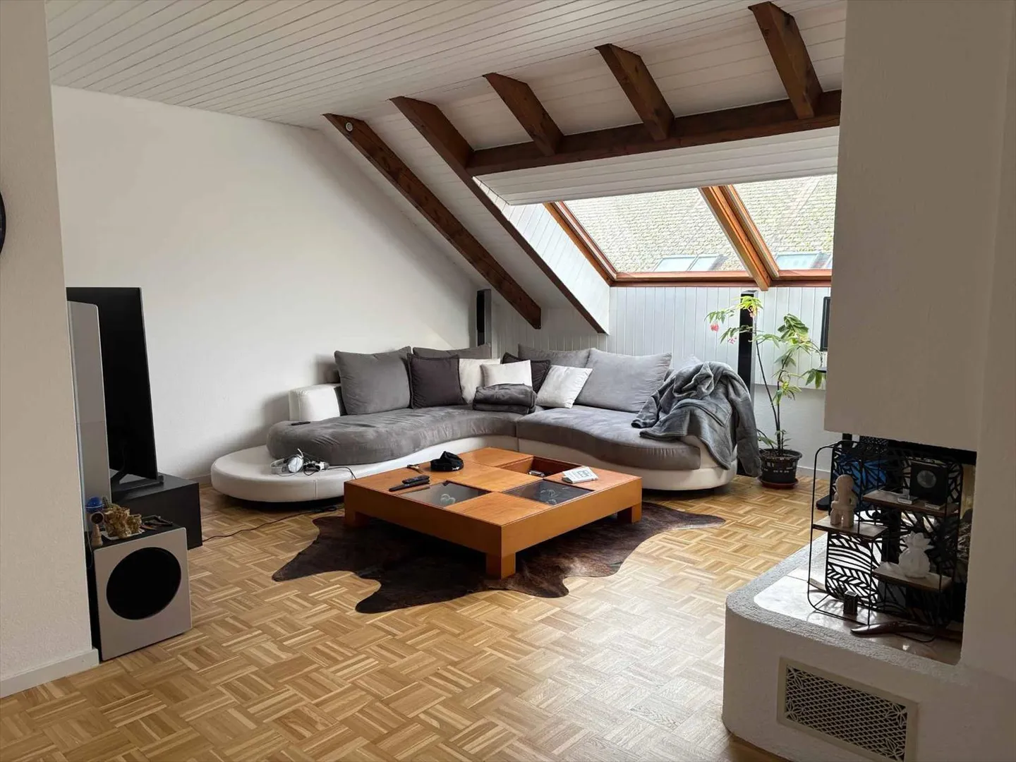 Top Floor 2.5 Rooms - Photo 3 of 10