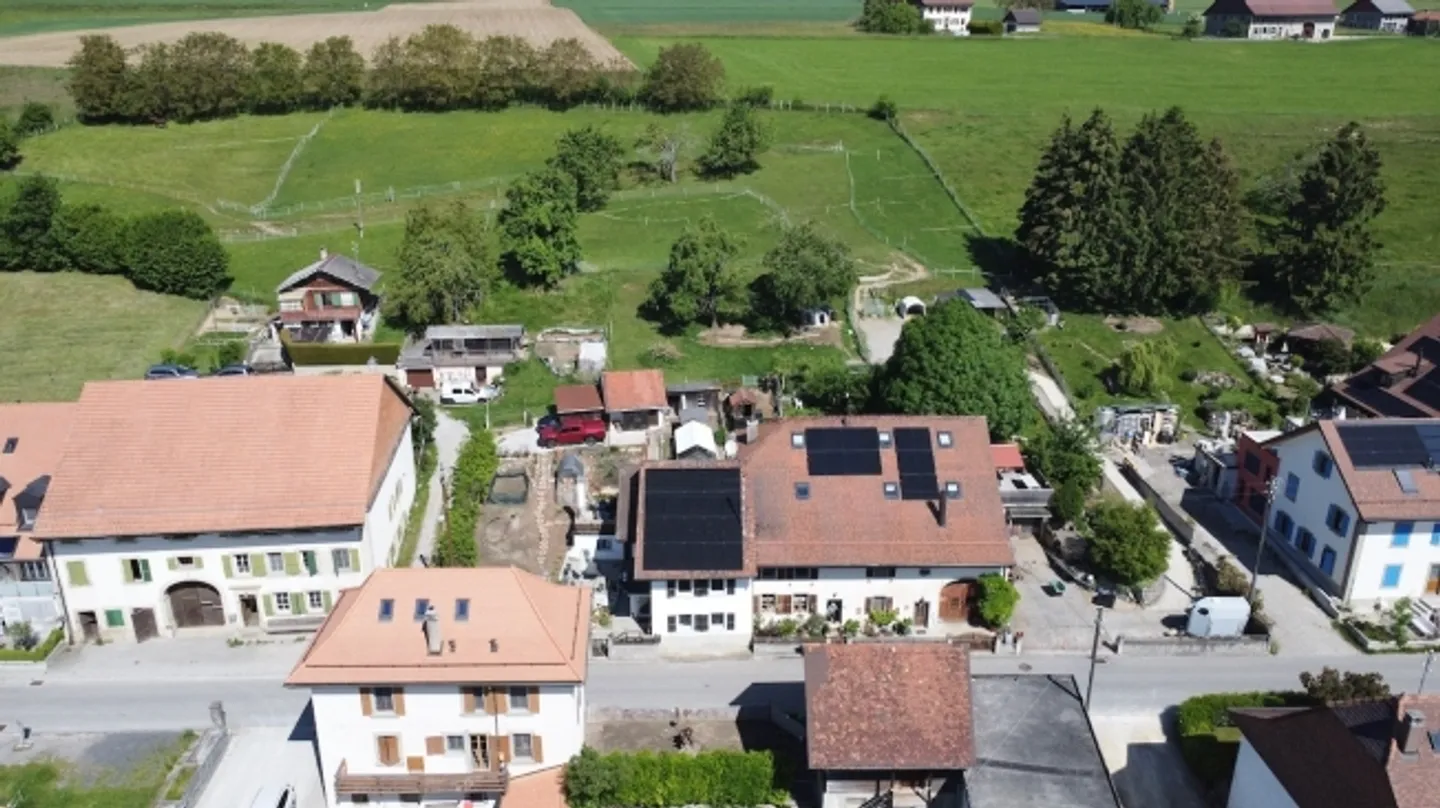 Village house of 140 m2 with a large garden - Photo 3 of 15