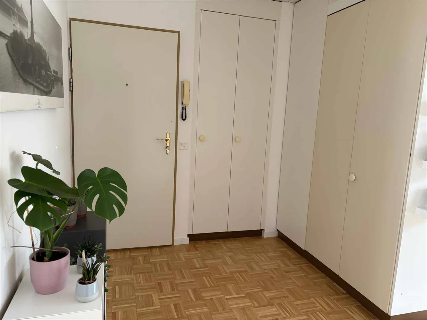 Top Floor 2.5 Rooms - Photo 8 of 10