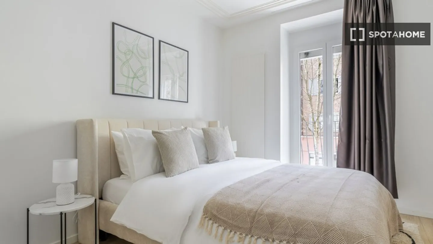 Apartment for rent - Photo 15 of 18