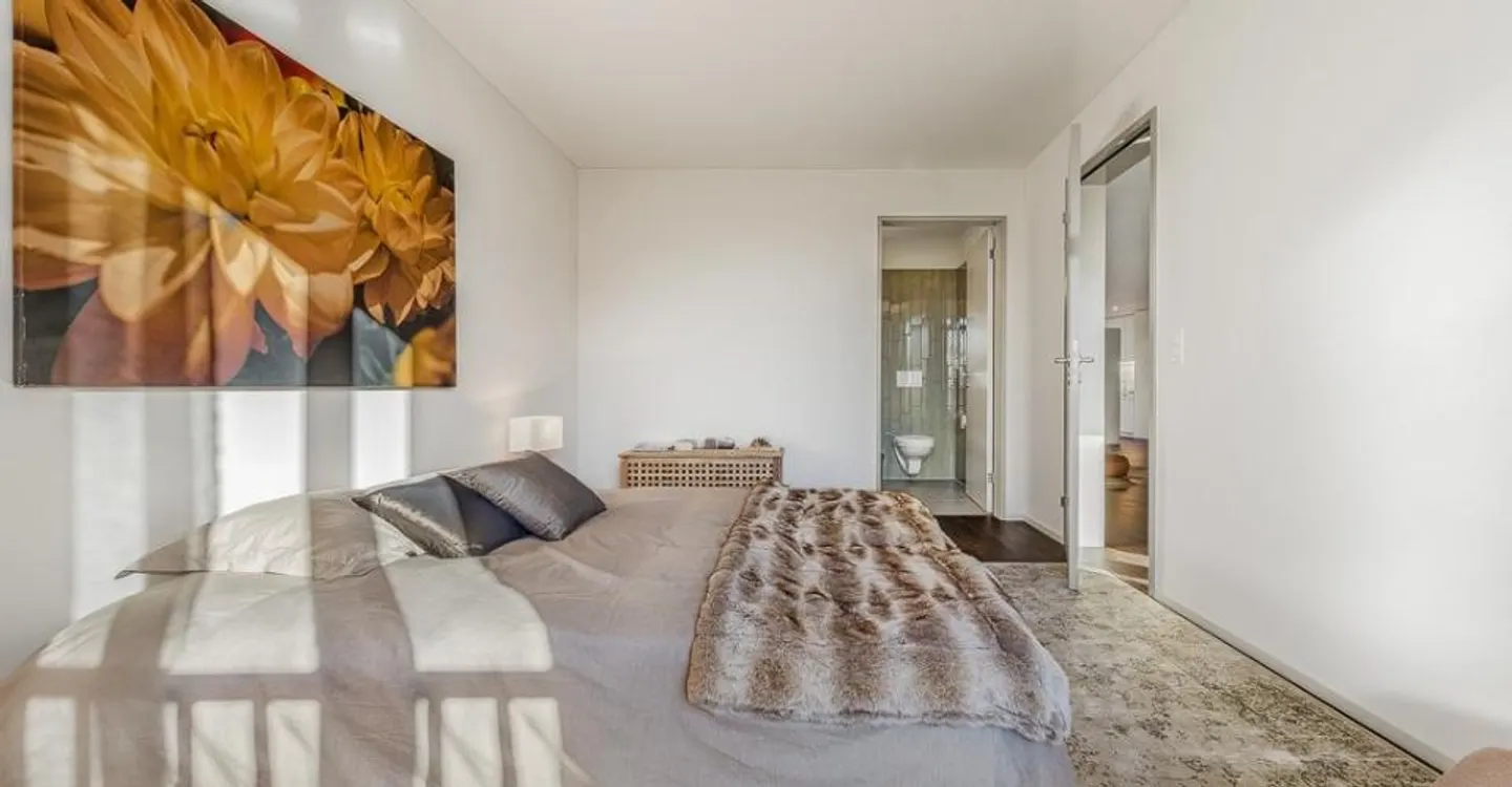Modern Living Space - Photo 3 of 6