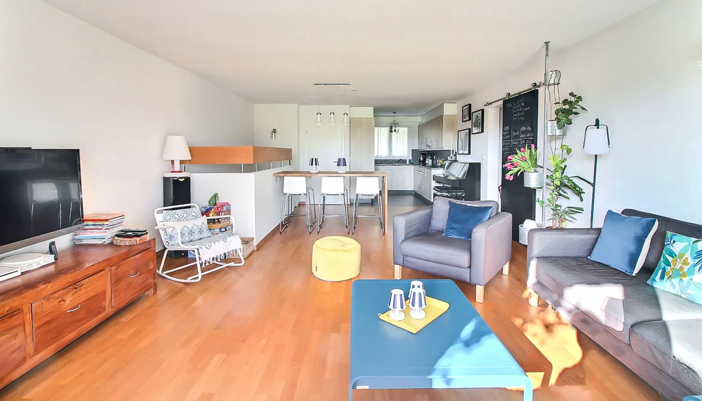 Rare! 4.5-room apartment (+1) on the garden level - Photo 3 of 14