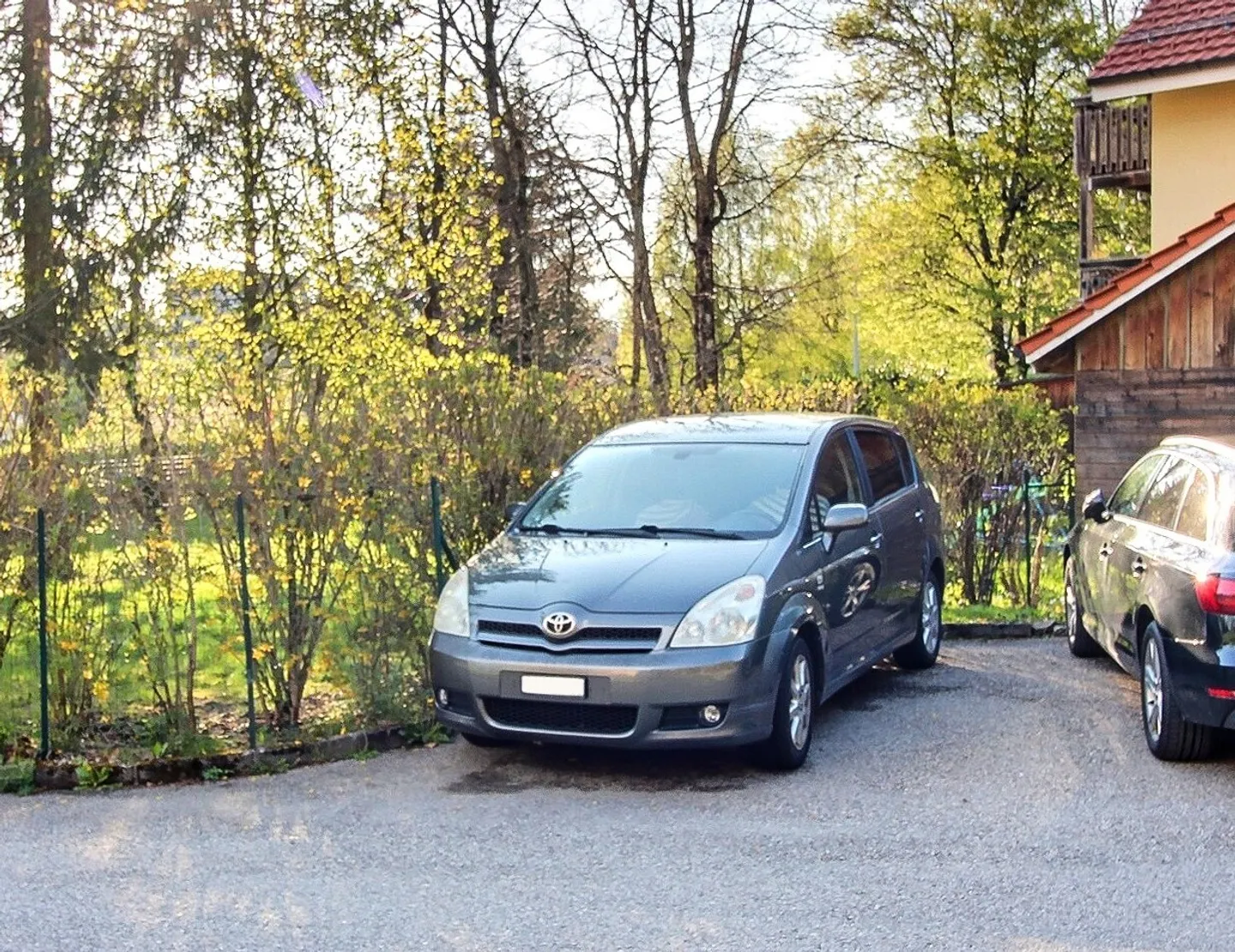Rare! 4.5-room apartment (+1) on the garden level - Photo 13 of 14