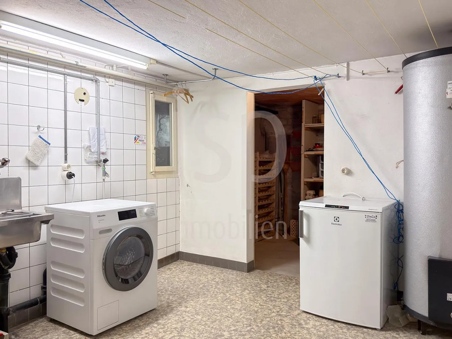 7 Zimmer Einfamilienhaus mit atemberaubendem Panorama - Photo 26 sur 29