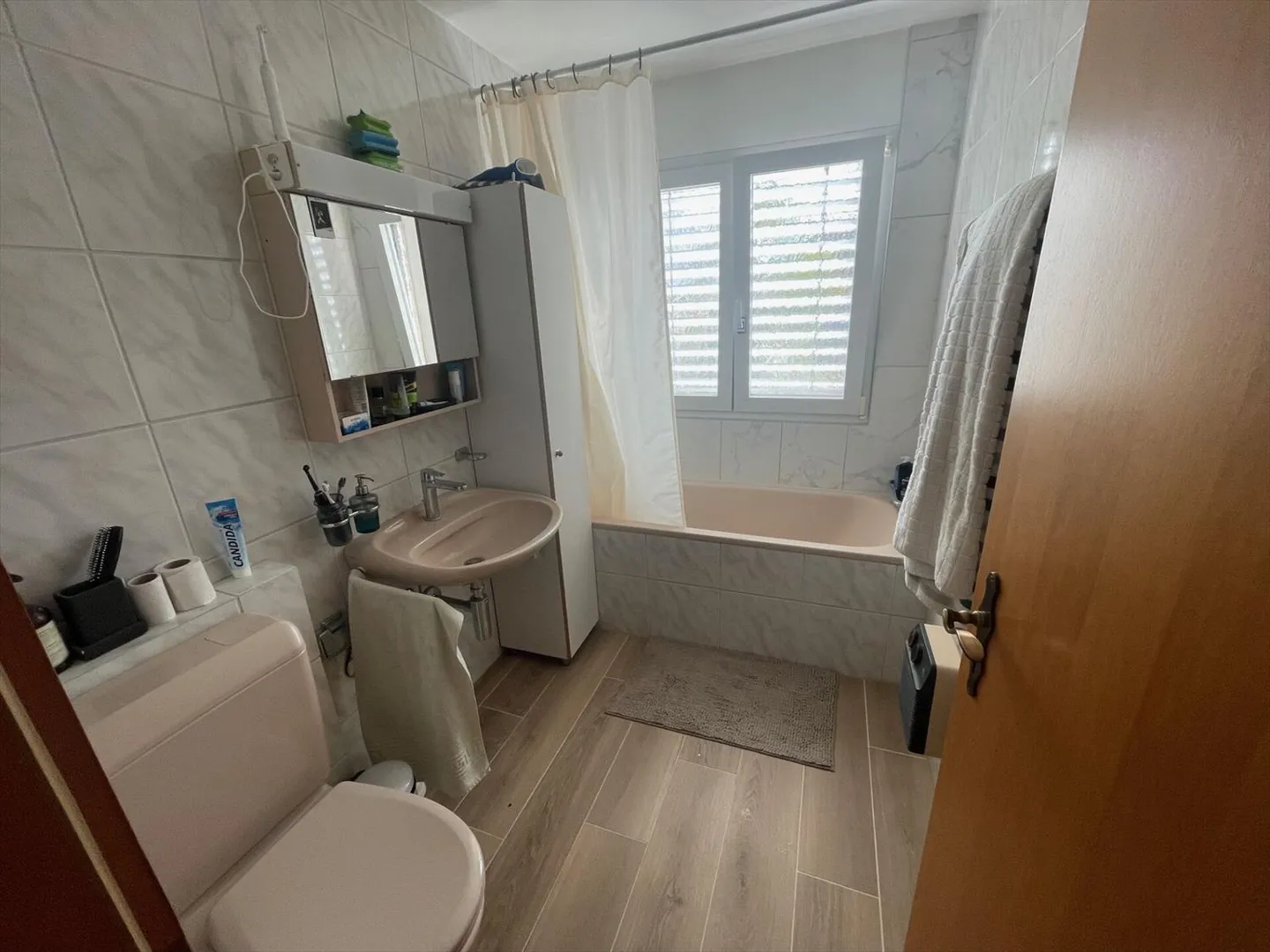 Apartment for rent - Photo 5 of 8