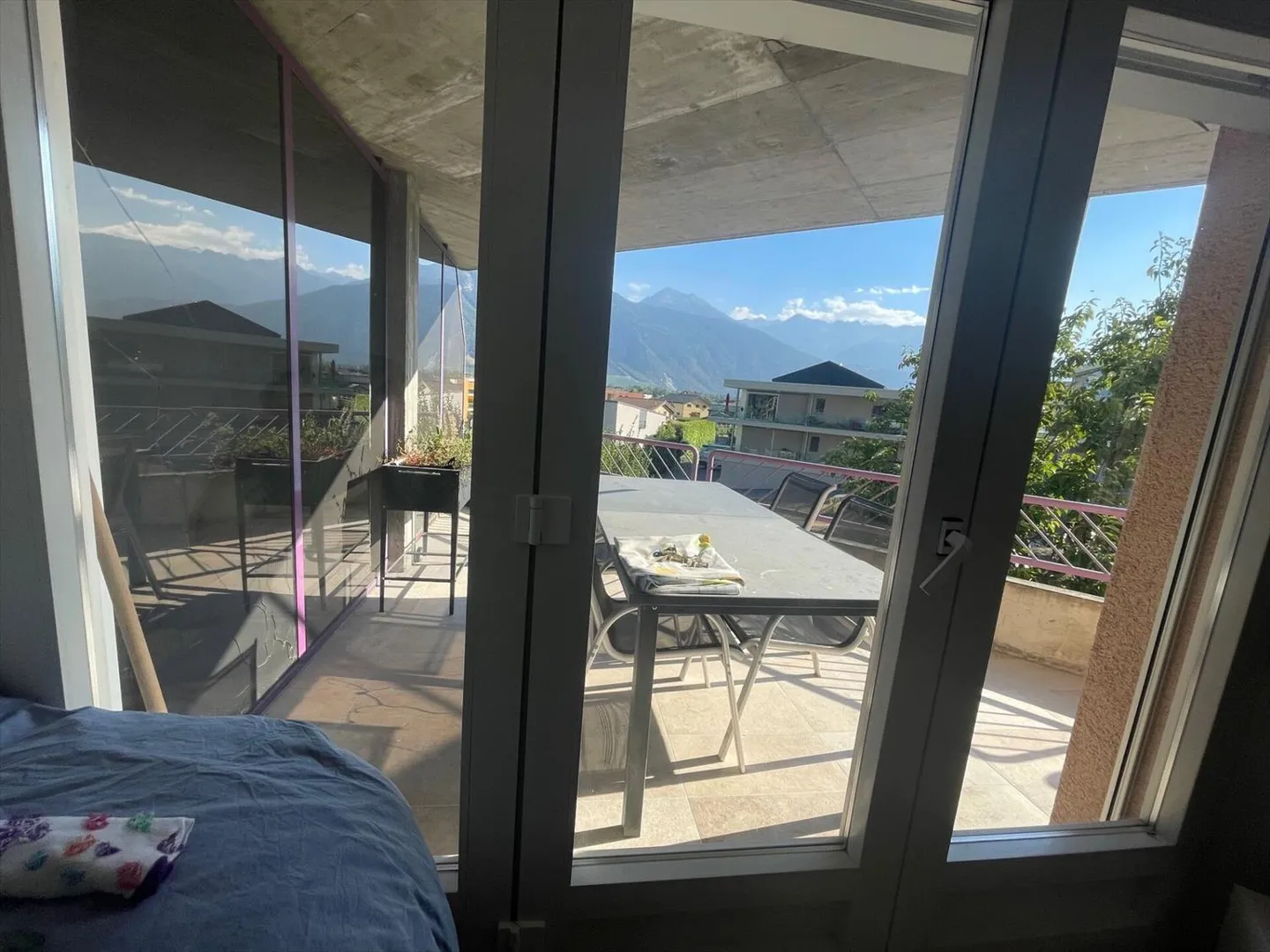 Apartment for rent - Photo 6 of 8