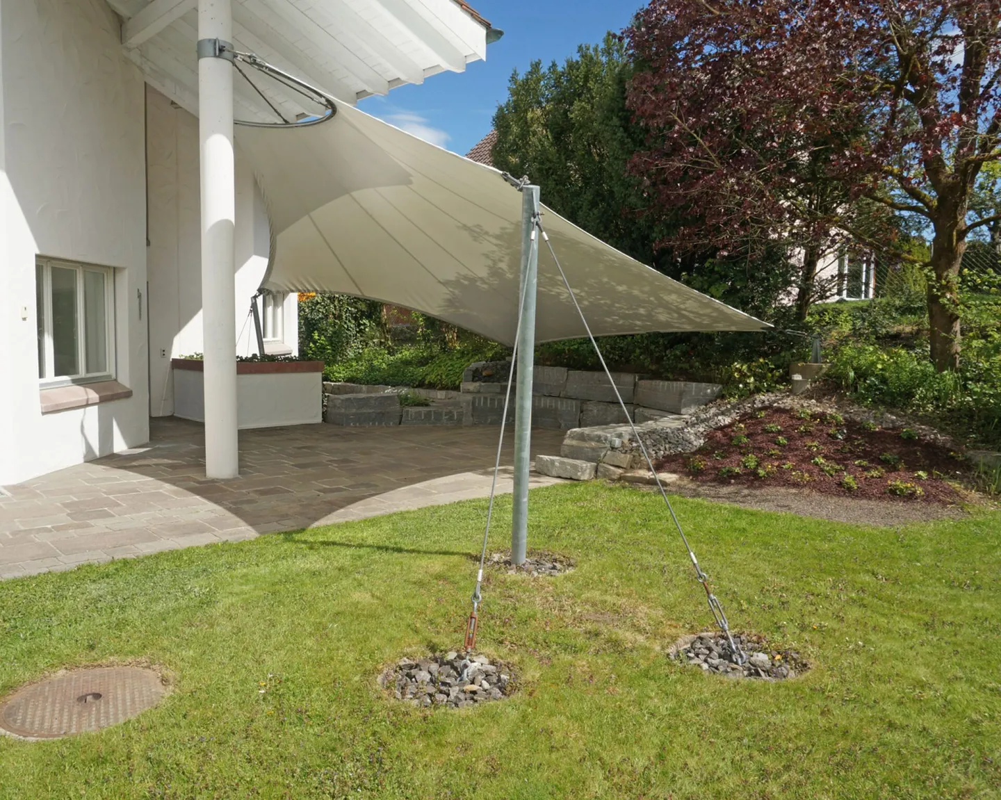 aussergewöhnliche Villa mit 5 Garagen & Pool - Foto 7 von 14