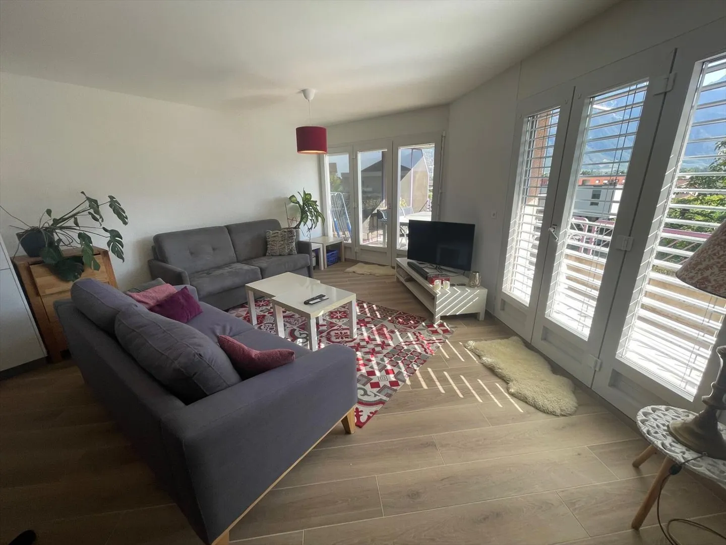 Apartment for rent - Photo 1 of 8