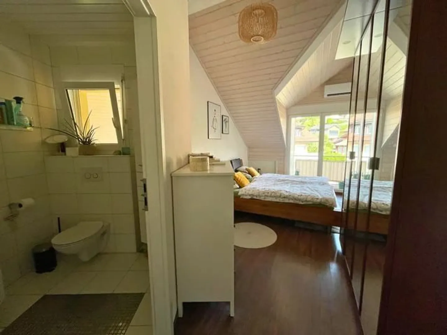 Appartement trois pièces sous le toit - Photo 7 sur 13