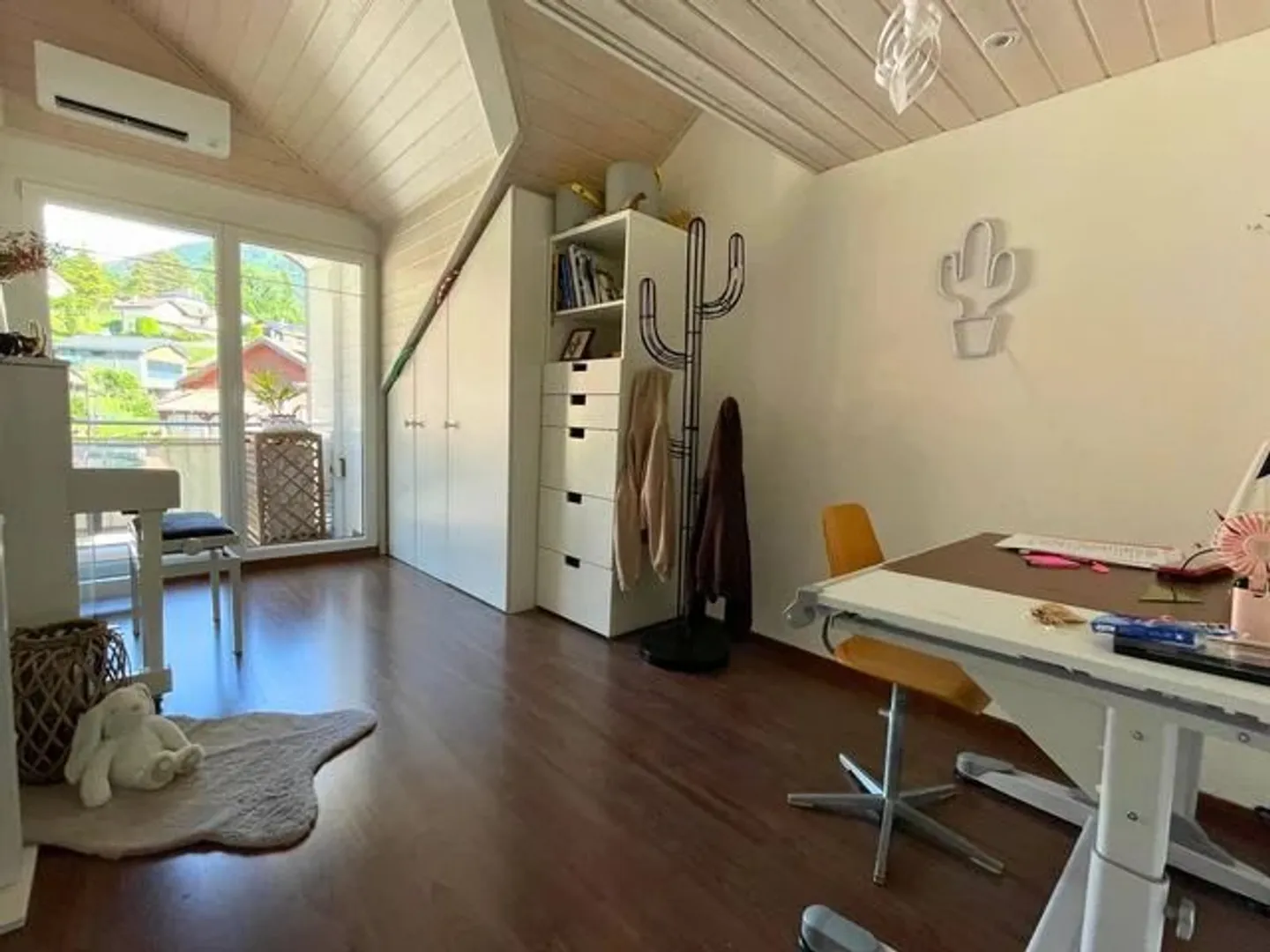 Appartement trois pièces sous le toit - Photo 5 sur 13