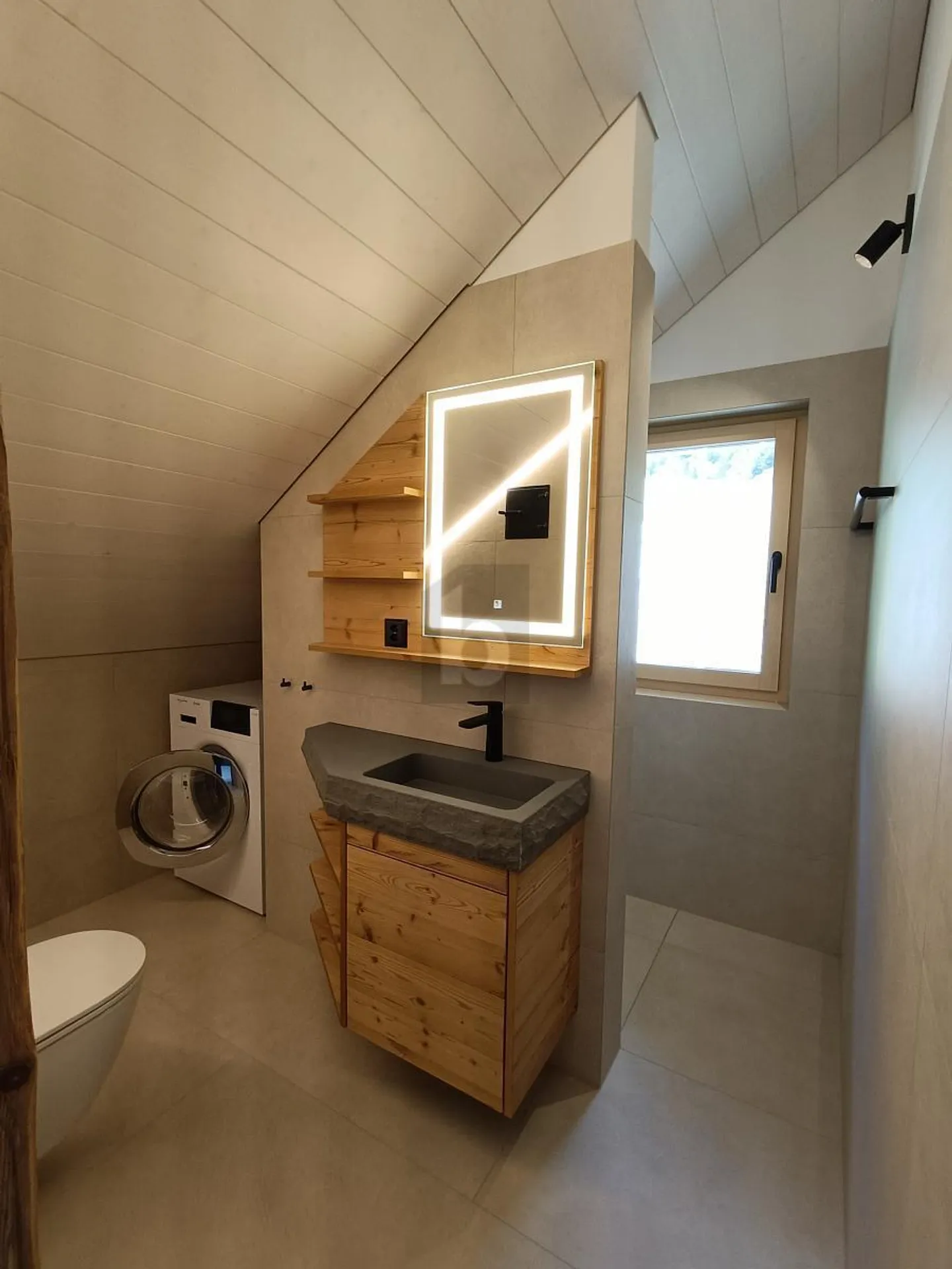 Appartement à louer - Photo 3 sur 4