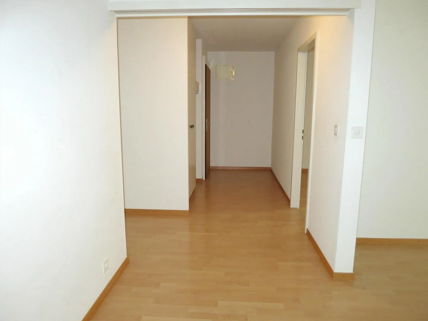 Wohnen im Grünen mit Sitzplatz - Foto 2 di 5