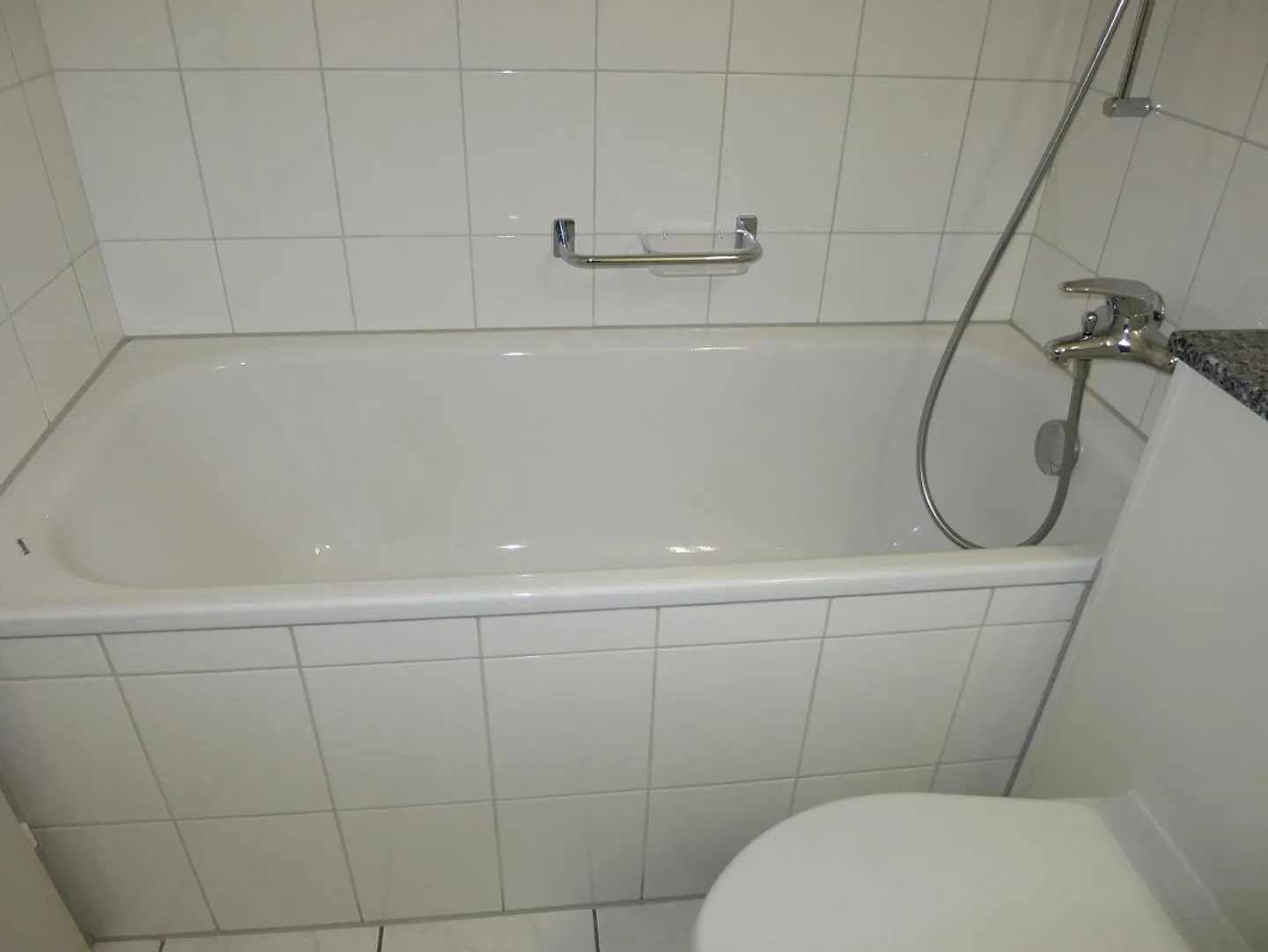 Wohnen im Grünen mit Sitzplatz - Foto 5 di 5