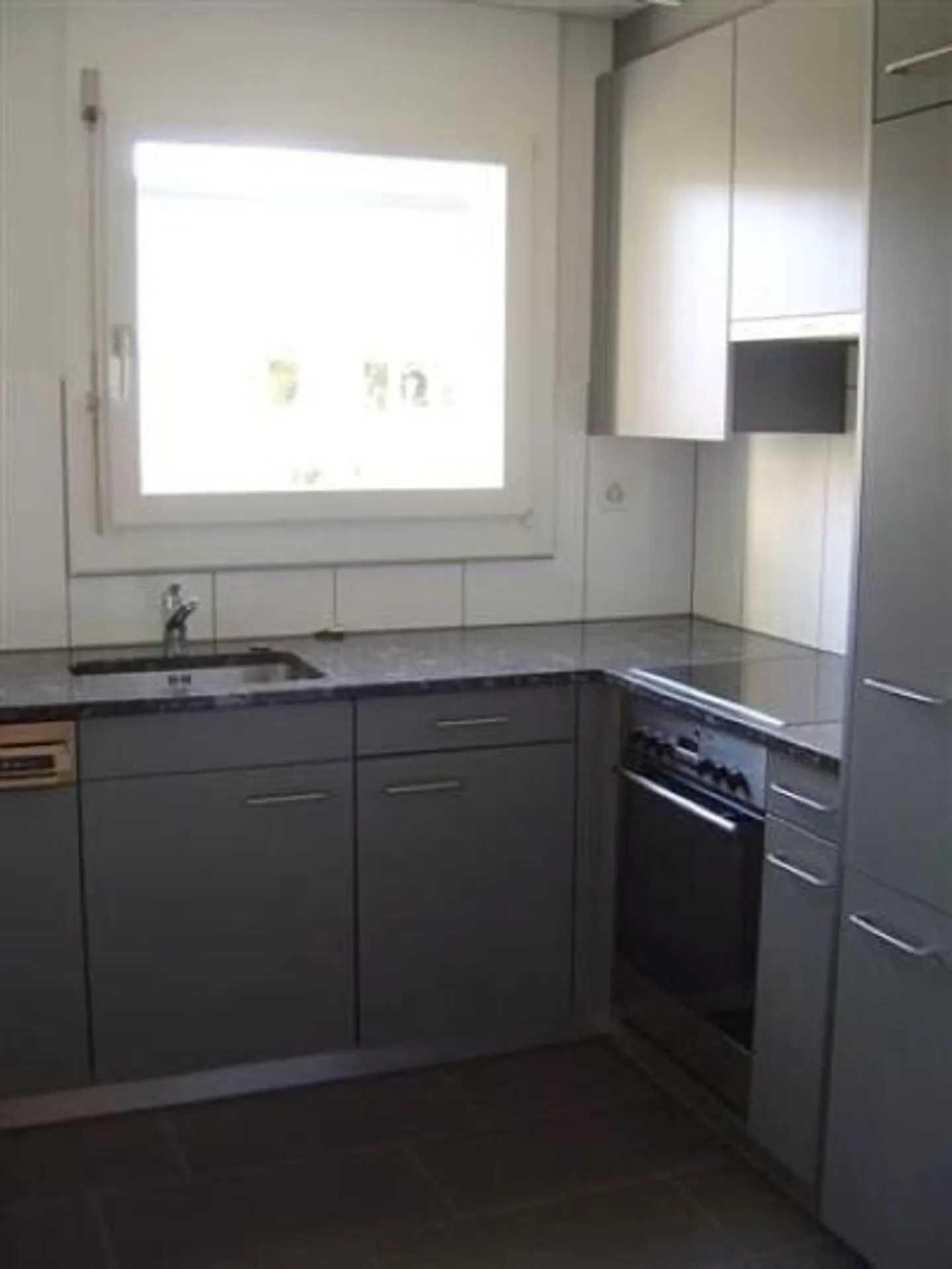 Stiamo cercando proprio te - Foto 4 di 5